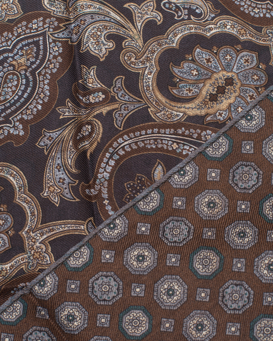 Herre | Oscar Jacobson Twofaced Paisley/Medallion Pocket Square Brown/Blue | Oscar Jacobson | Twofaced Paisley/Medallion Pocket Square Brown/Blue