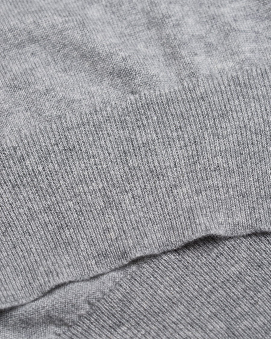 Herre | Gensere | Johnstons of Elgin | Cashmere Crew Neck Light Grey