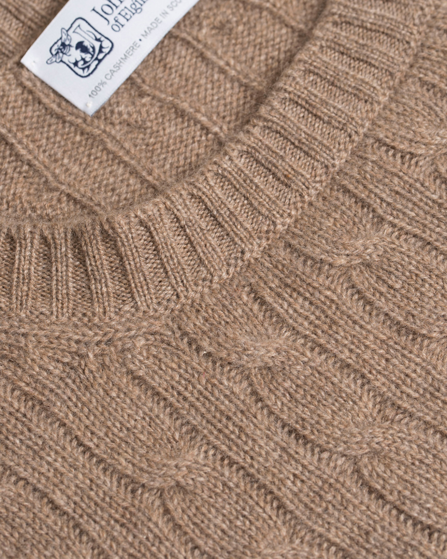Herre | Gensere | Johnstons of Elgin | Cashmere Cable Crew Neck Otter Beige
