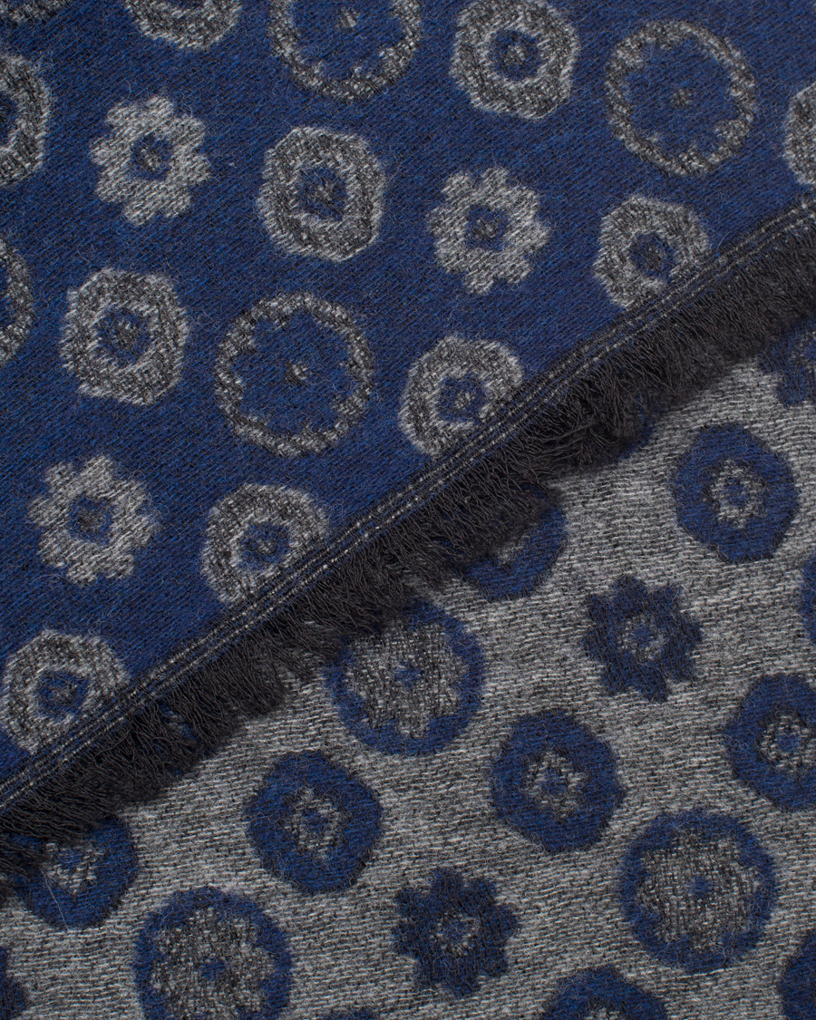Herre | Morris Heritage Fantasy Woven Medallion Scarf Navy | Morris Heritage | Fantasy Woven Medallion Scarf Navy