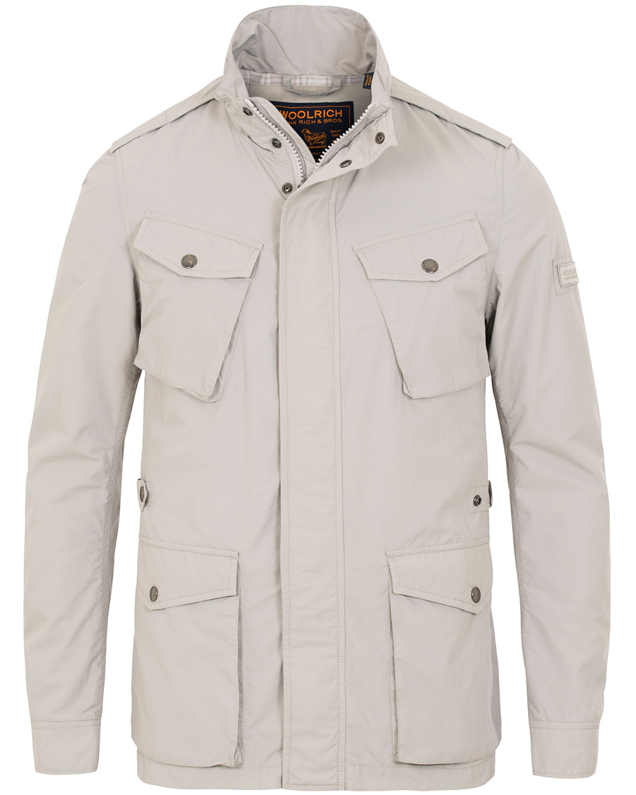 Herre | Jakker | Woolrich | Travel Field Jacket Sand