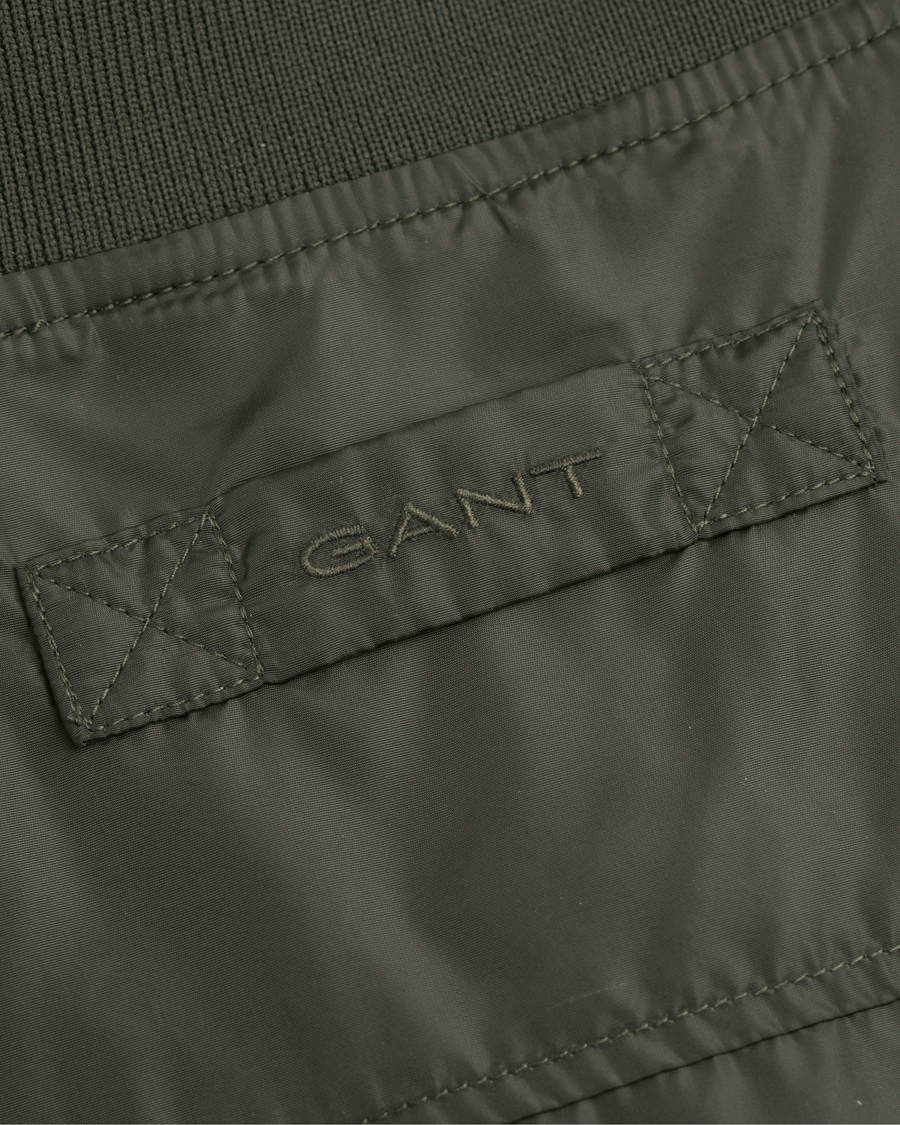 Herre | Jakker | GANT | Airy Nylon Bomber Jacket Pine Green