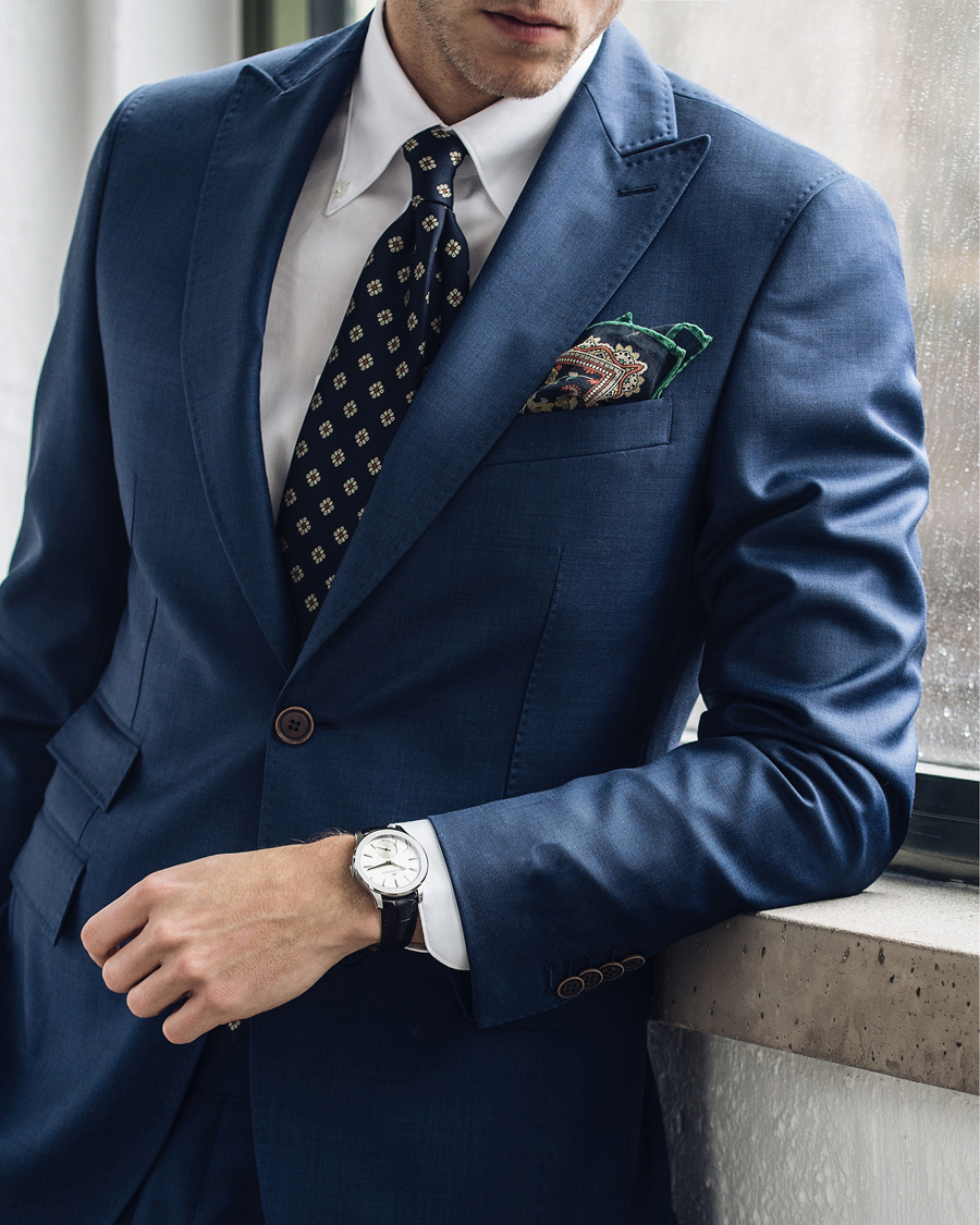 Herre | Dresser | Morris Heritage | Frank Wool Solid Vitale Barberis Peak Lapel Suit Navy