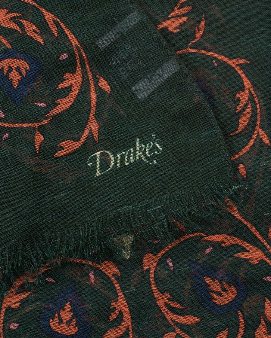 Herre | Drake's Modal/Linen Victorian Floral Print Scarf Green | Drake's | Modal/Linen Victorian Floral Print Scarf Green