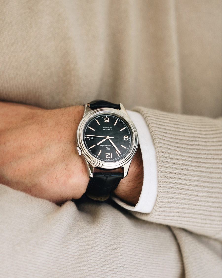 Herre | Fine watches | Sjöö Sandström | Royal Steel Classic 41mm Black and Black Alligator