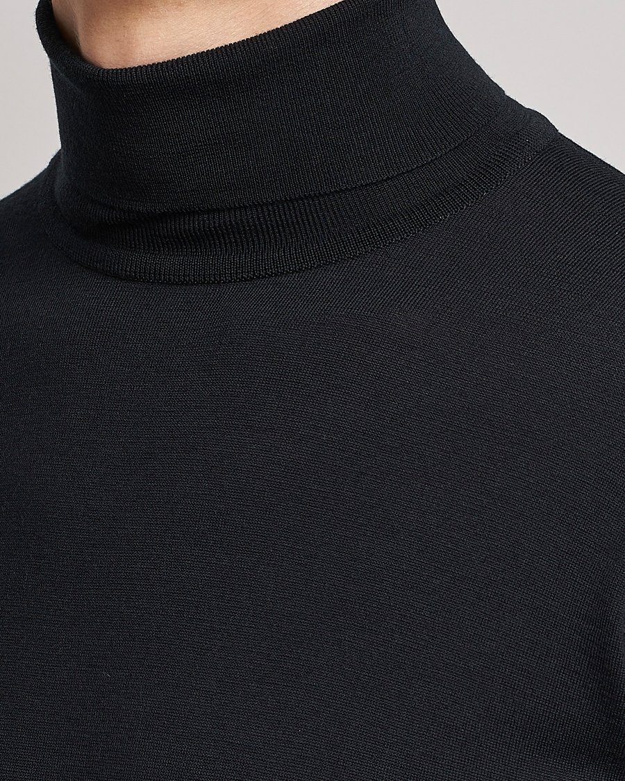 Herre | Gensere | John Smedley | Cherwell Extra Fine Merino Rollneck Black