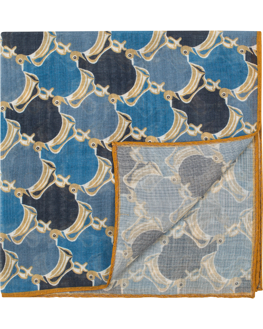 Herre | Drake's Wool/Silk Duck Print Pocket Square Light Blue | Drake's | Wool/Silk Duck Print Pocket Square Light Blue