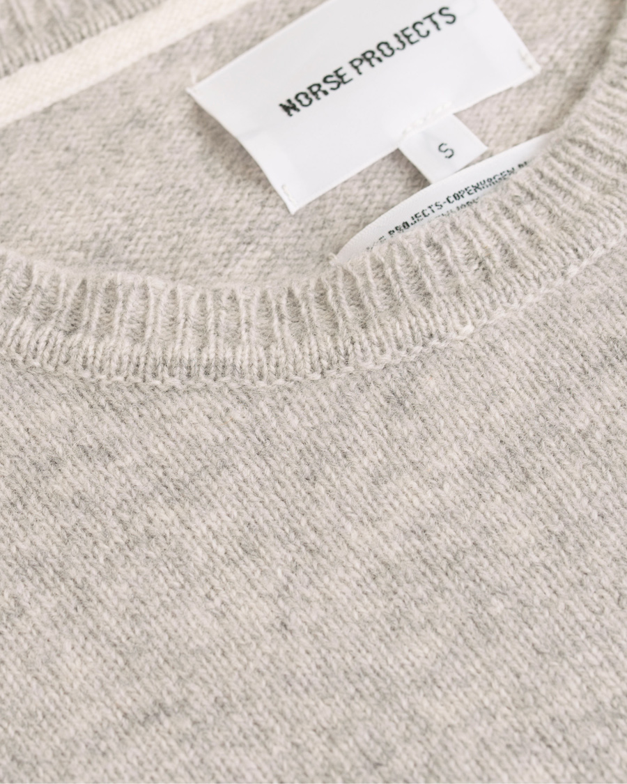 Herre | Gensere | Norse Projects | Sigfred Lambswool Crew Neck Light Grey Melange