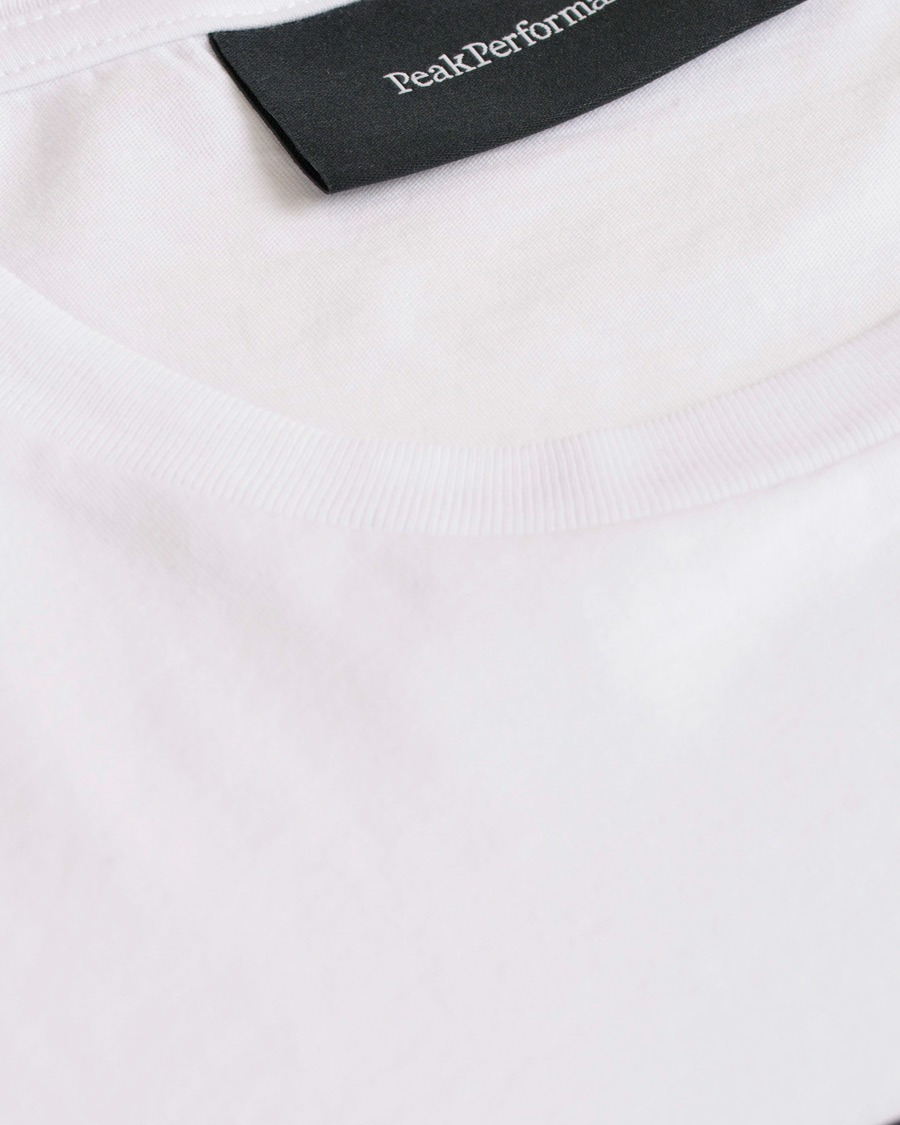 Herre | T-Shirts | Peak Performance | Logo Crew Neck Tee White