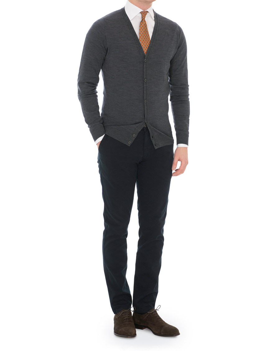 Herre | Gensere | John Smedley | Petworth Merino Cardigan Charcoal