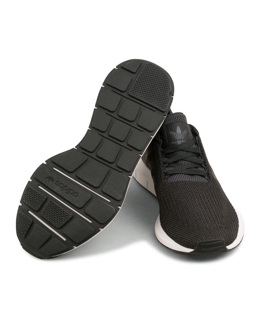 Herre | adidas Originals Swift Running Sneaker Black | adidas Originals | Swift Running Sneaker Black