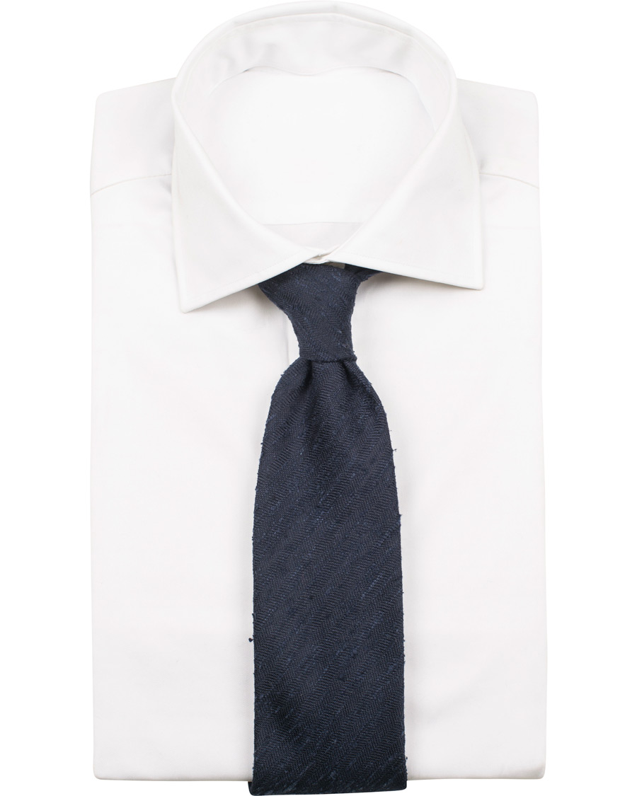 Herre | Drake's Woven Shantung Herringbone 8 cm Tie Navy | Drake's | Woven Shantung Herringbone 8 cm Tie Navy