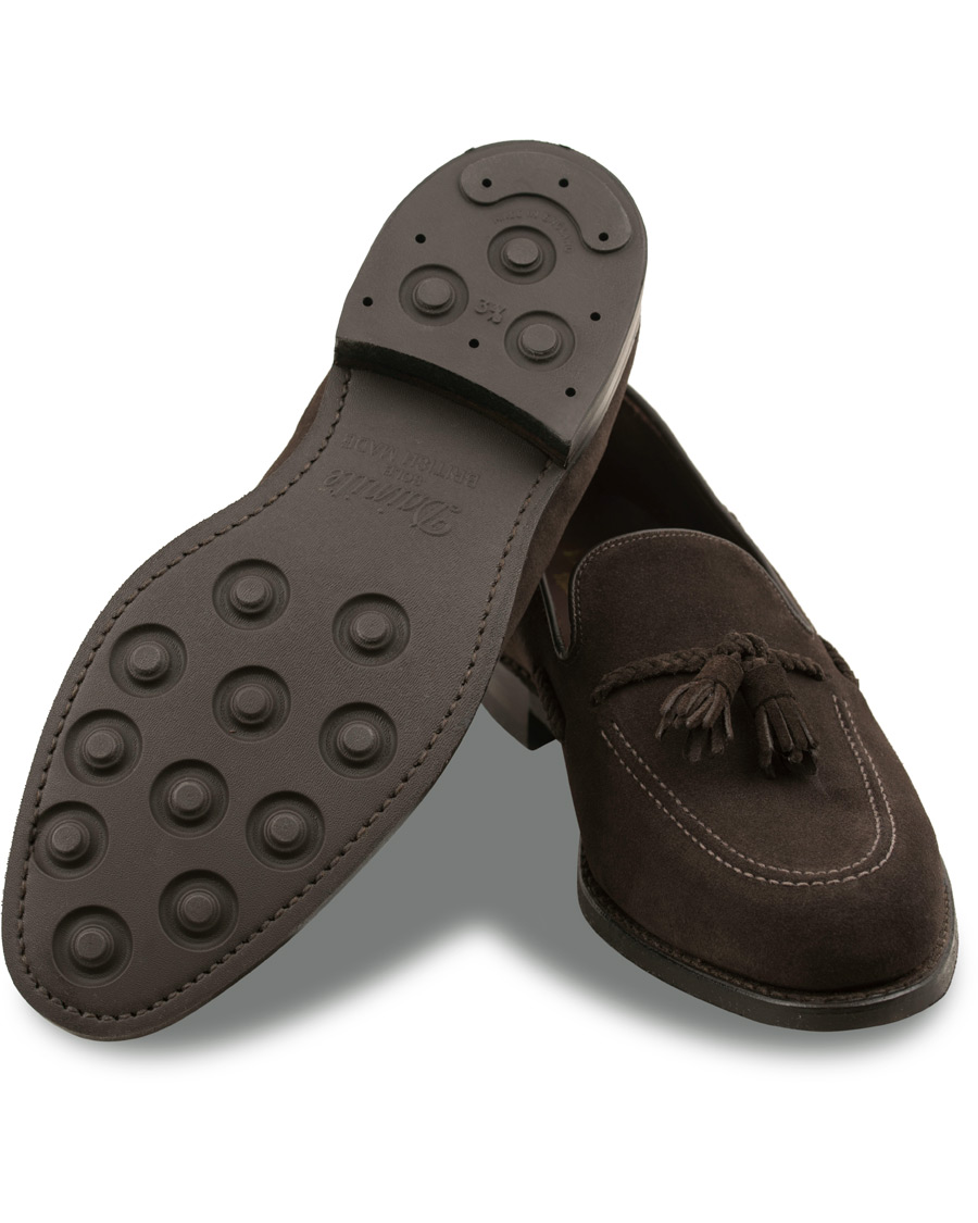 Herre | Loake 1880 MTO Temple Dainite Loafer Dark Brown Suede | Loake 1880 | MTO Temple Dainite Loafer Dark Brown Suede