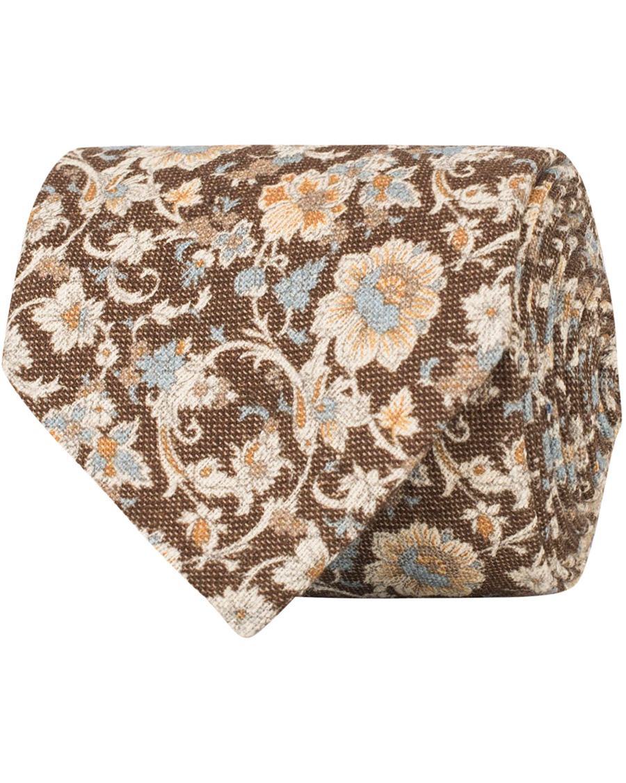 Herre | Amanda Christensen Silk/Cotton Printed Flower 8 cm Tie Chocolate | Amanda Christensen | Silk/Cotton Printed Flower 8 cm Tie Chocolate