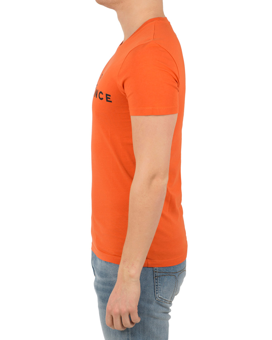 Herre | T-Shirts | Peak Performance | Logo Crew Neck Tee Orange Flow