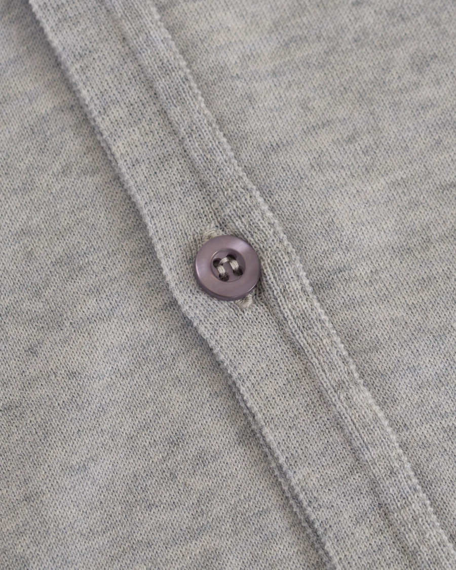 Herre | Gensere | John Smedley | Petworth Merino Cardigan Bardot Grey