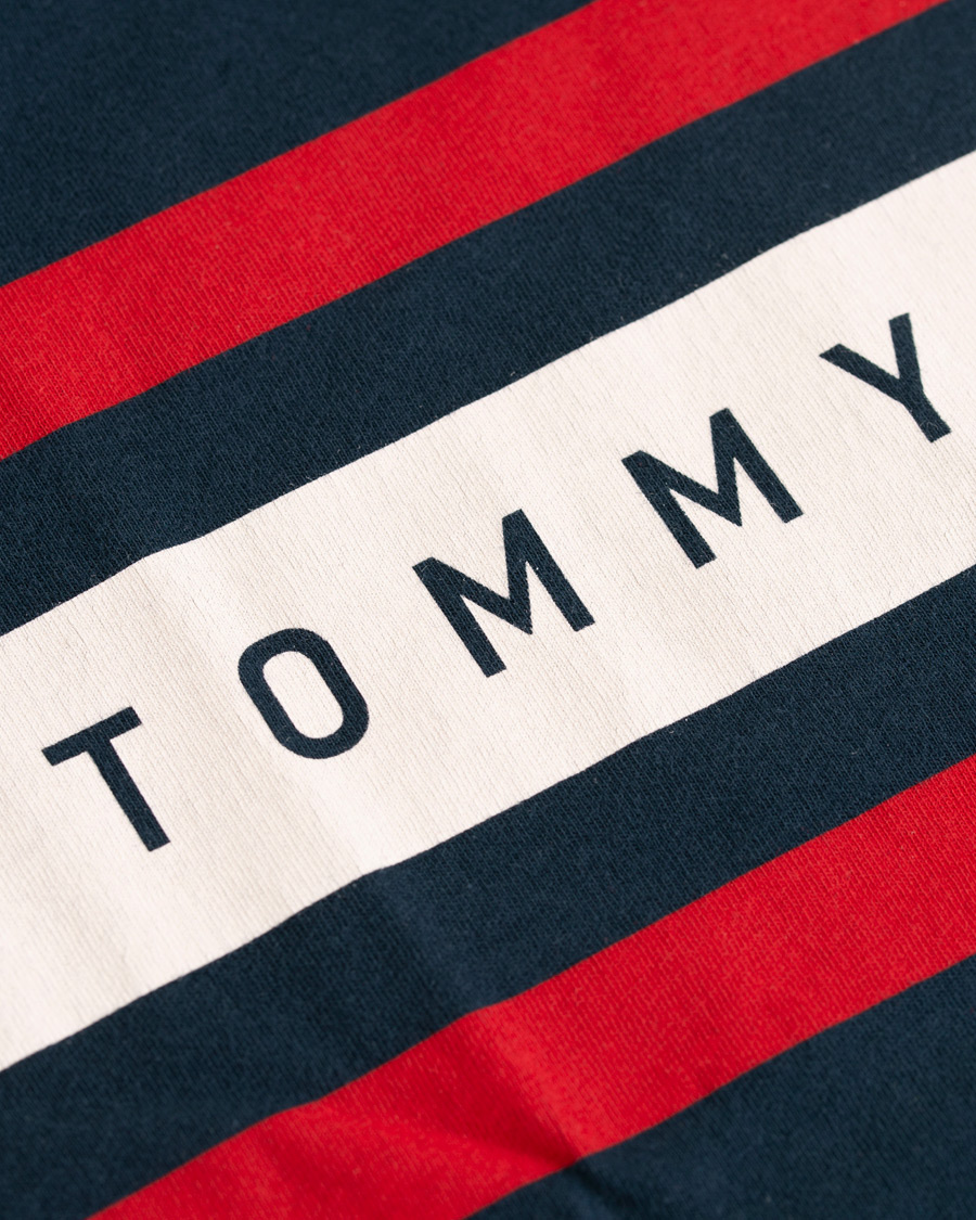 Herre | T-Shirts | Tommy Hilfiger | Logo Band Graphic Long Sleeve Tee Navy Blazer