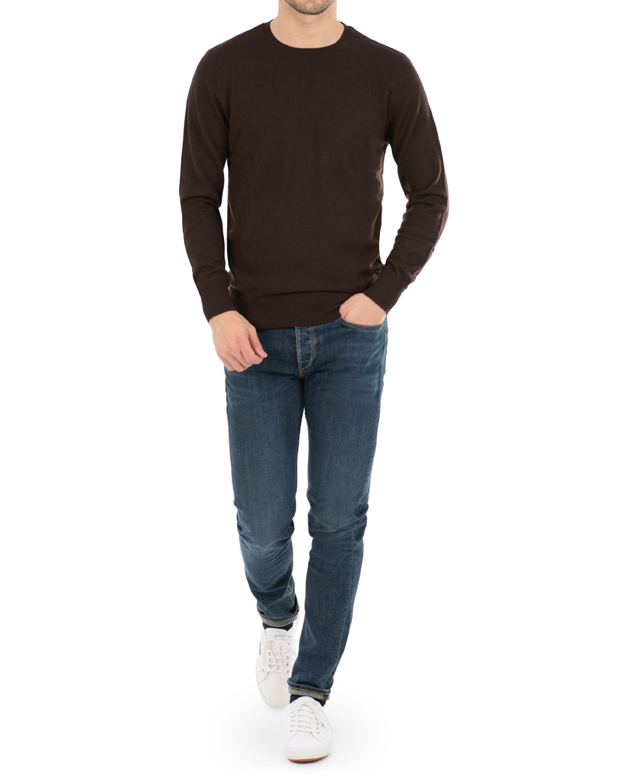 Herre | Gensere | A Day's March | Lightweight Merino Crew Neck Ebony Brown