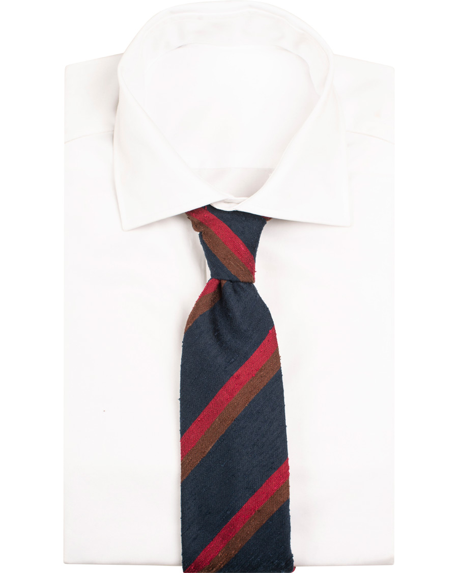Herre | Drake's Shantung Silk Stripe Handrolled 8 cm Tie Navy/Red/Brown | Drake's | Shantung Silk Stripe Handrolled 8 cm Tie Navy/Red/Brown