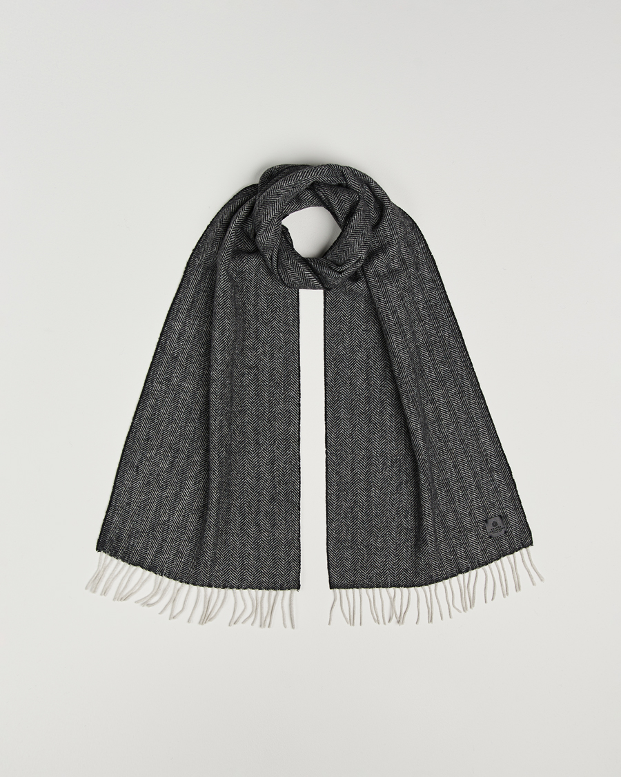 Herre | Amanda Christensen Wool Herringbone Scarf Black | Amanda Christensen | Wool Herringbone Scarf Black