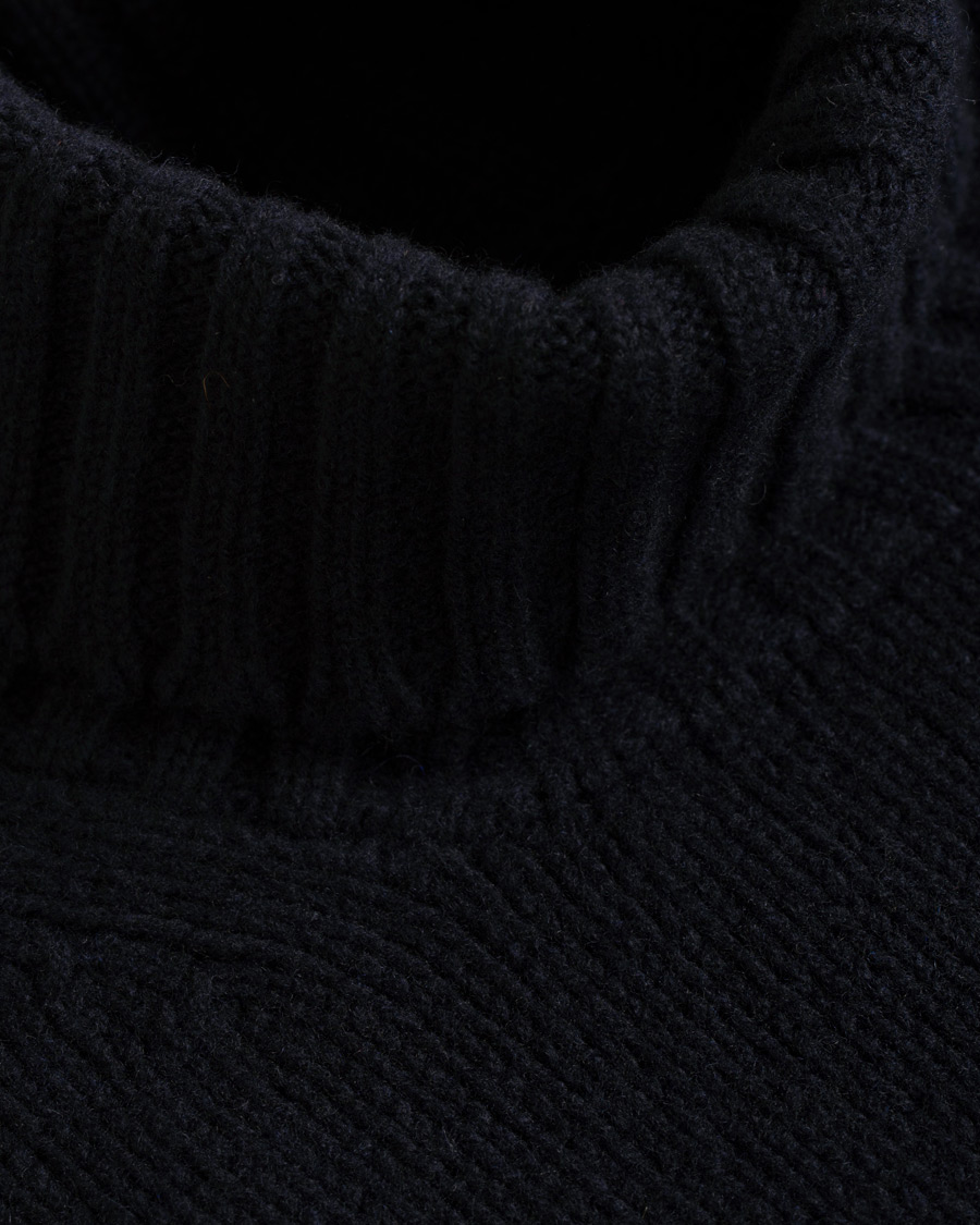 Herre | Gensere | Drake's | Lambswool Rollneck Navy