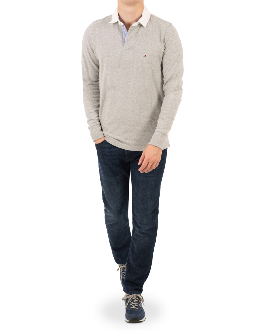 Tommy Hilfiger Iconic Rugby Cloud Heather hos CareOfCarl.no