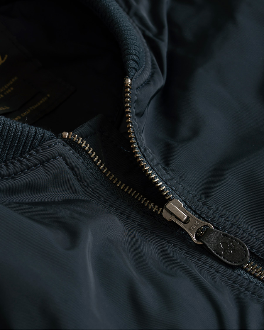 Morris Barnes Bomber Jacket Old Blue hos CareOfCarl.no