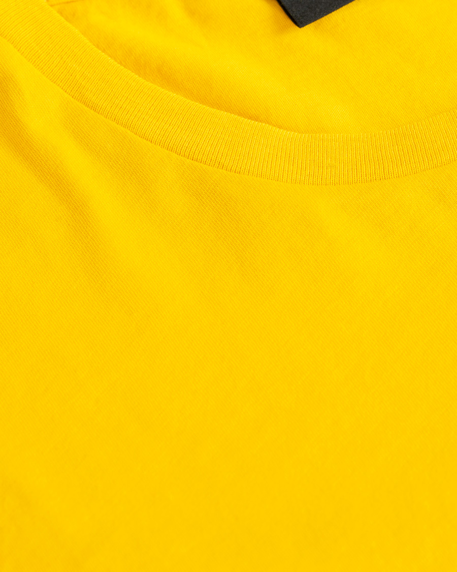 Herre | T-Shirts | Peak Performance | Logo Crew Neck Tee Dessert Yellow