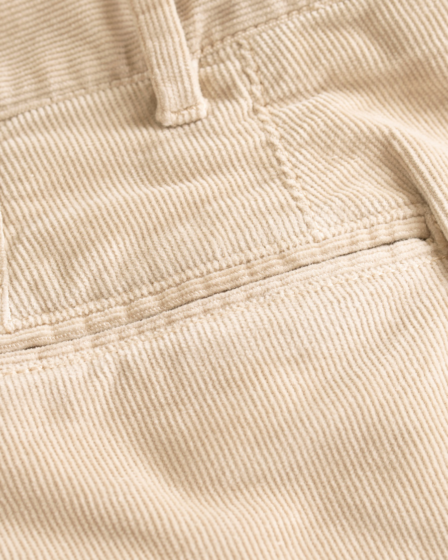 Herre | Bukser | The Gigi | Santiago Corduroy Pleated Trousers Light Sand