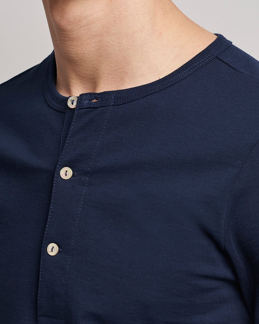 Herre | Gensere | Merz b. Schwanen | Classic Organic Cotton Henley Sweater Ink Blue