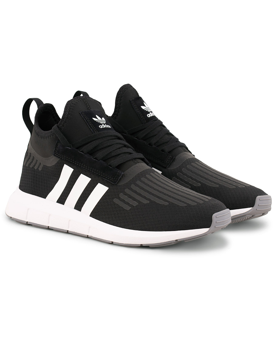 Herre | adidas Originals Swift Run Barrier Sneaker Core Black | adidas Originals | Swift Run Barrier Sneaker Core Black