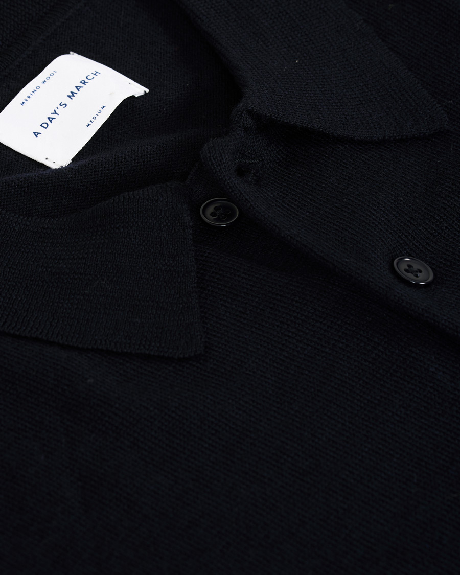 Herre | Gensere | A Day's March | Merino Polo Navy