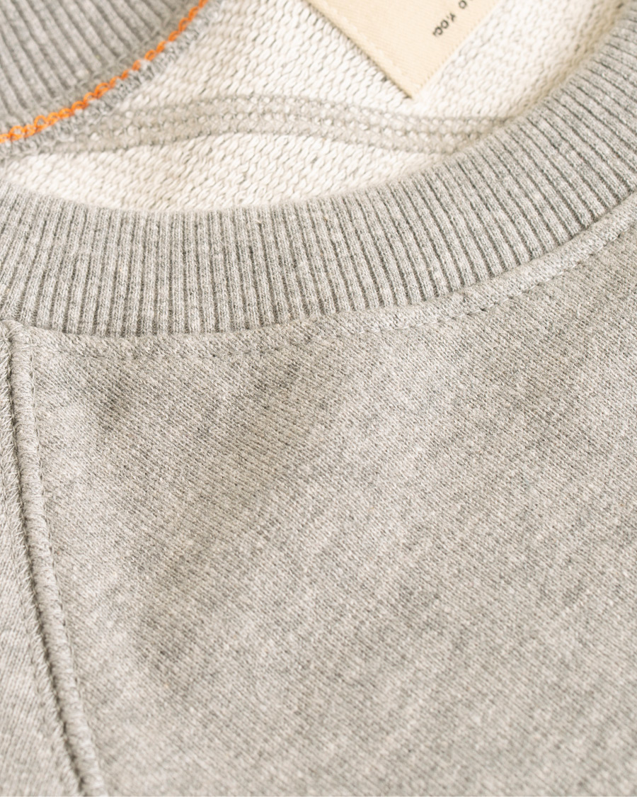 Herre | Gensere | Nudie Jeans | Samuel Logo Crew Neck Sweatshirt Grey Melange