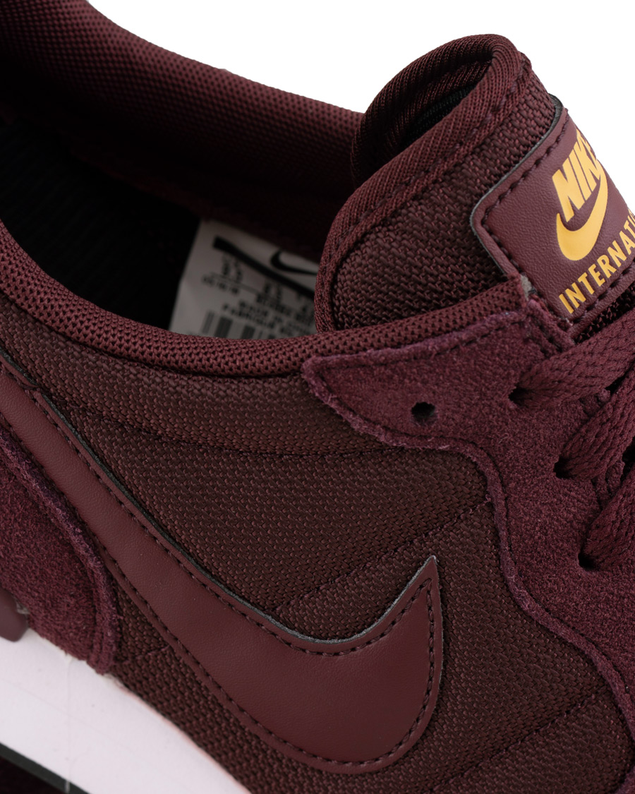 Nike Internationalist Sneaker Burgundy
