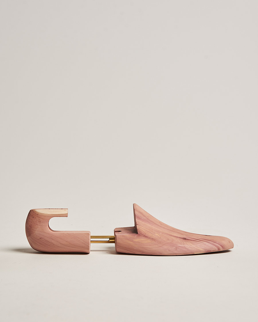 Herre | Skopleie | Loake Shoemakers | Loake 1880 Cedar Wood Shoe Tree