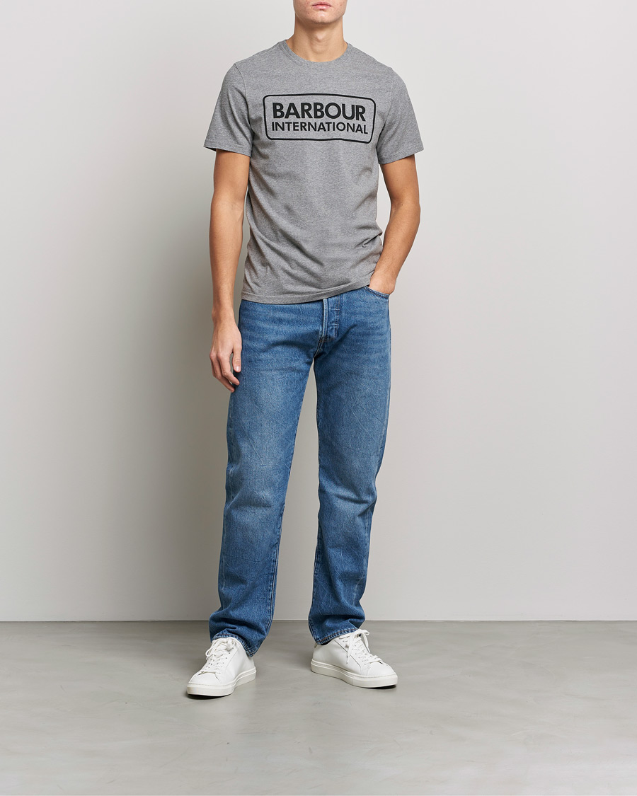 Herre |  | Barbour International | Large Logo Crew Neck Tee Antracite Grey
