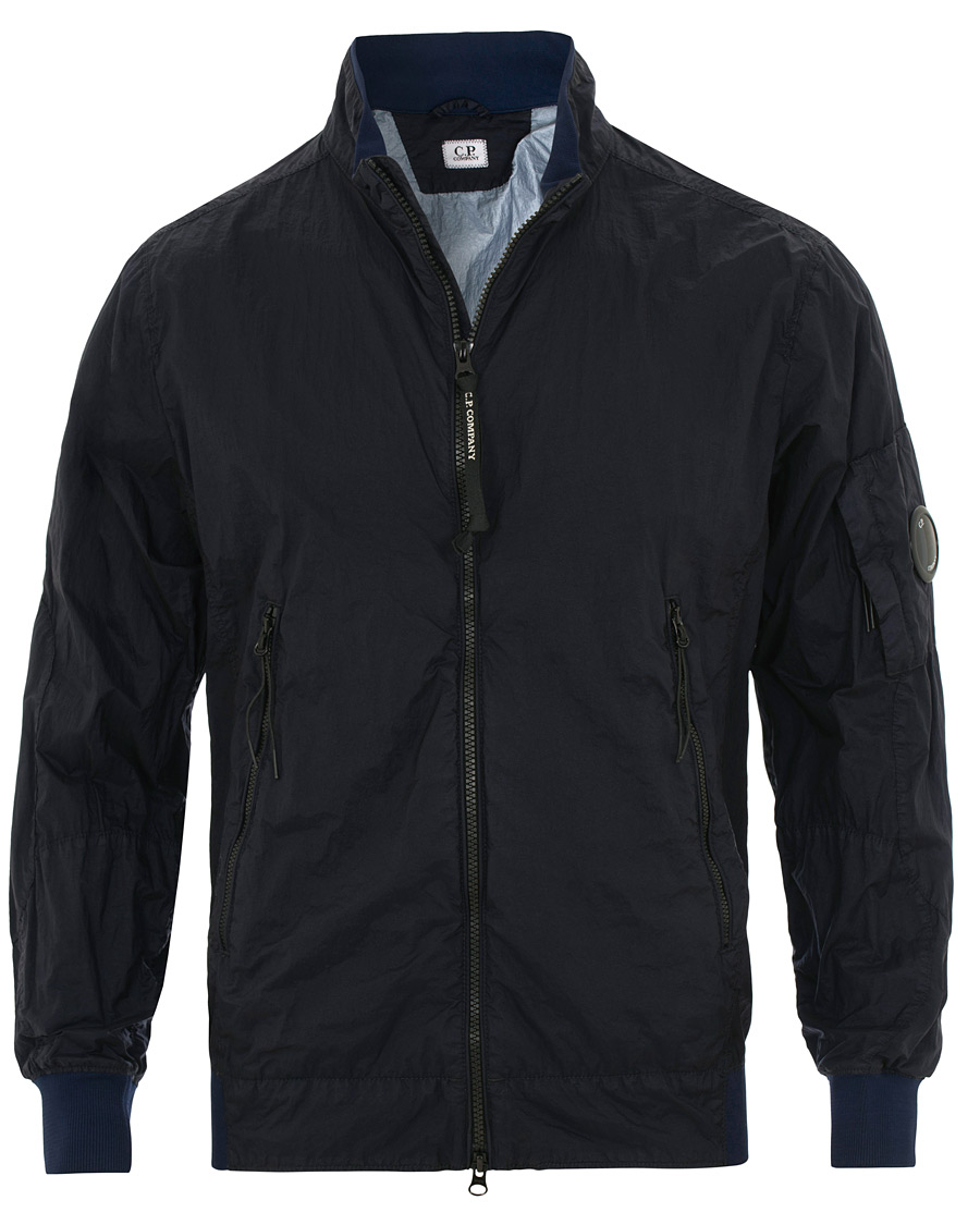 C.P. Company Garment Dyed Nyfoil Jacket Total Eclipse hos CareOfCarl.no