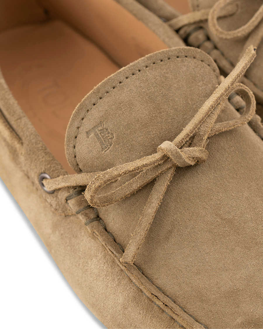 Herre | Tod's Laccetto Gommino Carshoe Olive Suede | Tod's | Laccetto Gommino Carshoe Olive Suede