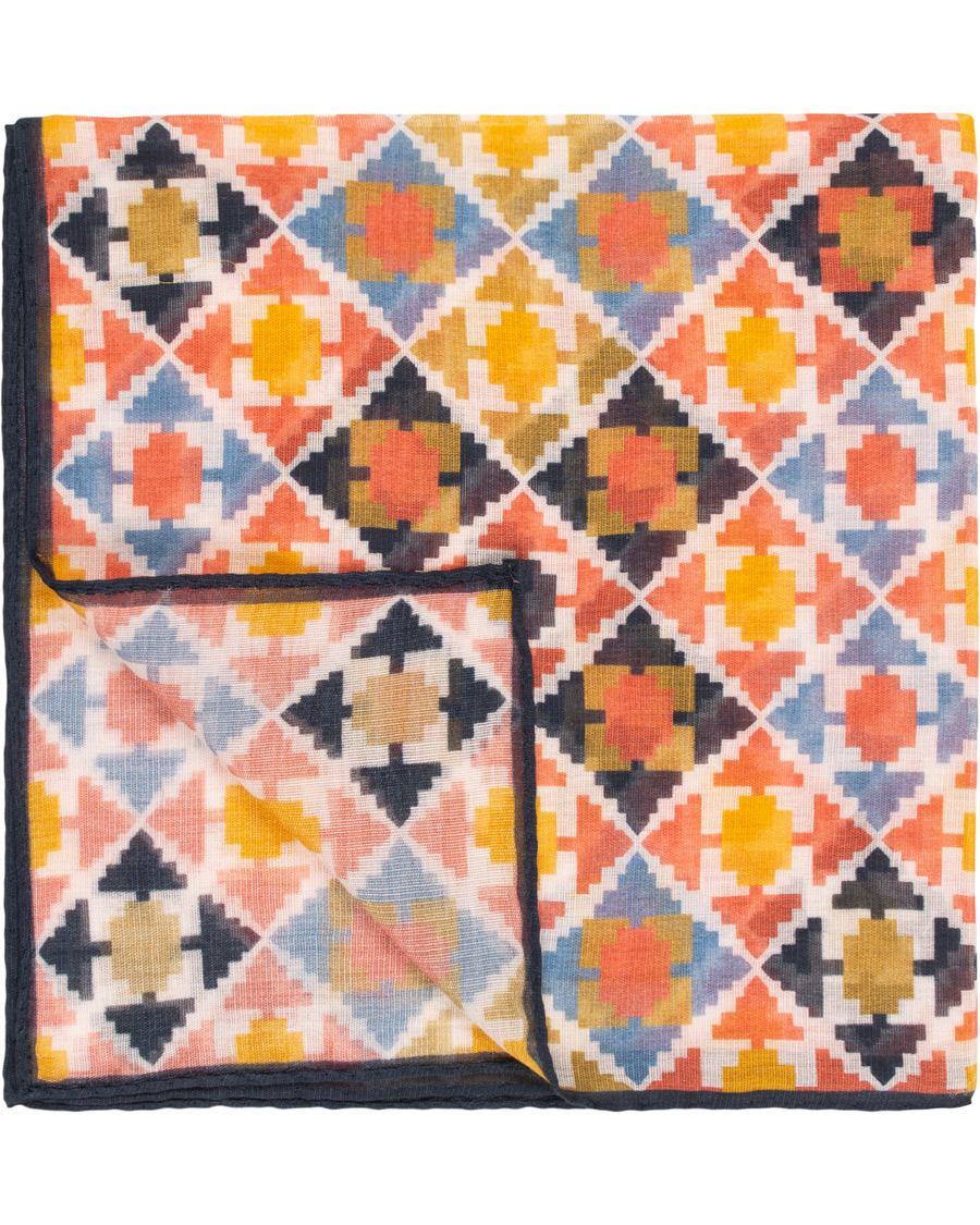 Herre | Drake's Cotton/Modal Morrocan Tile Pocket Square White | Drake's | Cotton/Modal Morrocan Tile Pocket Square White