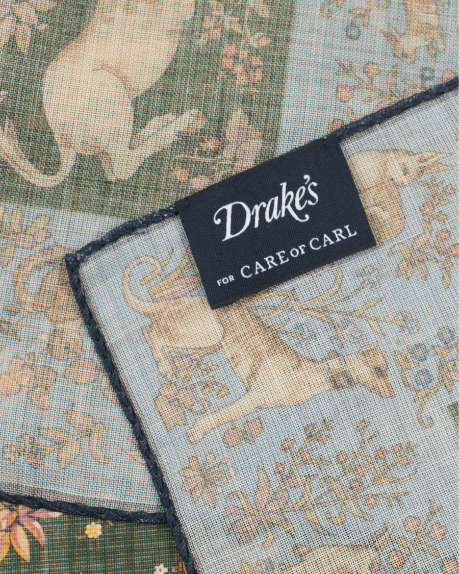 Herre | Drake's MTO Pocket Square Blue | Drake's | MTO Pocket Square Blue