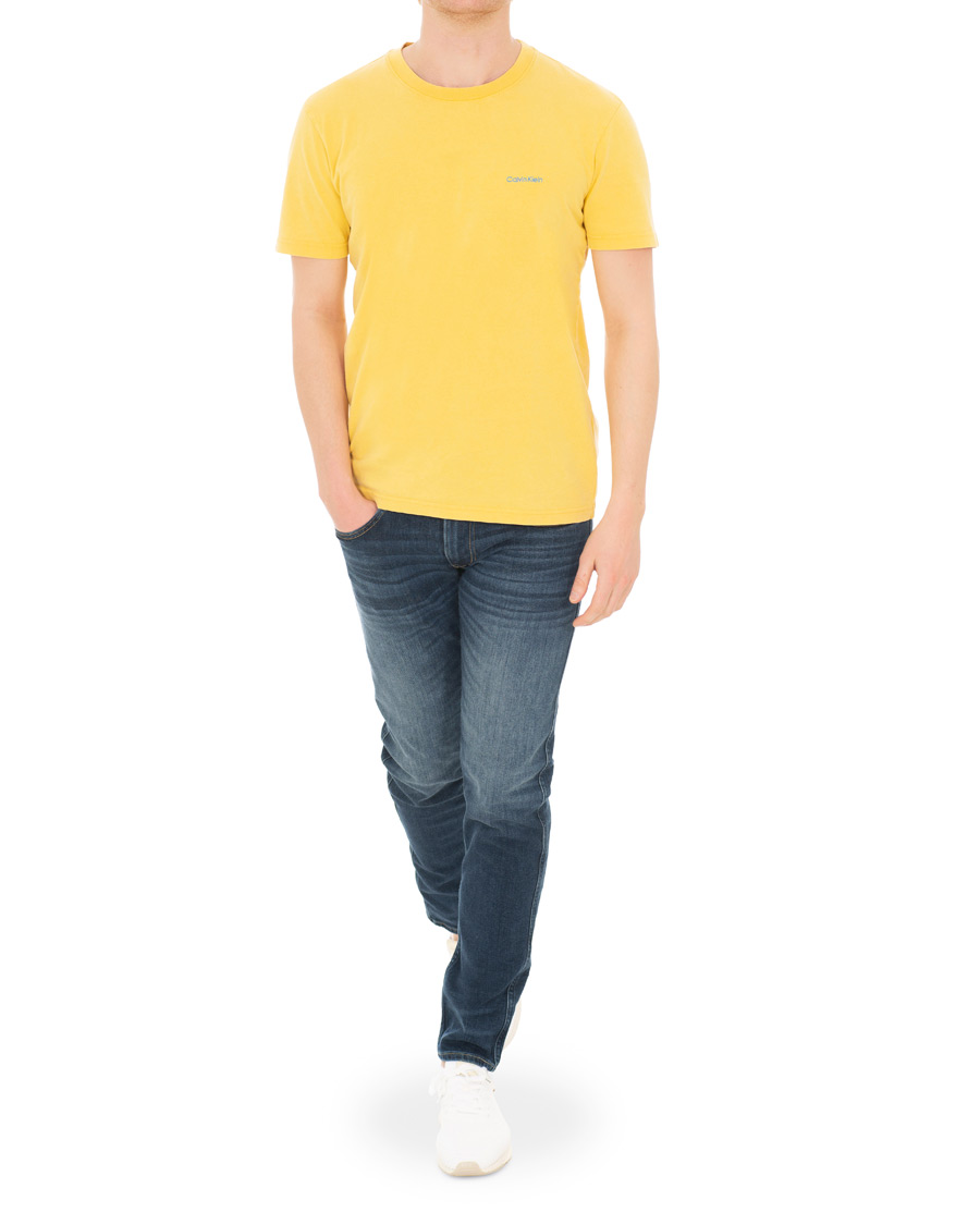 Herre | T-Shirts | Calvin Klein | Garment Dyed Tee Yellow