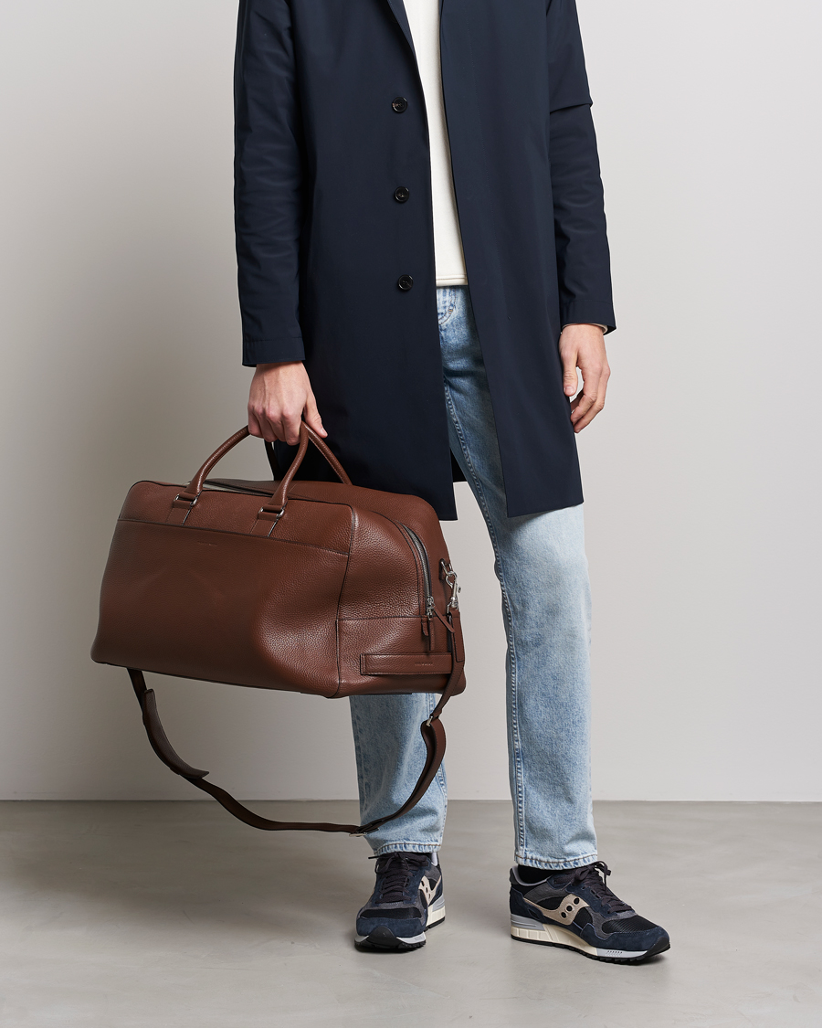 Herre | Tiger of Sweden | Tiger of Sweden | Brome Grained Leather Weekendbag Brown