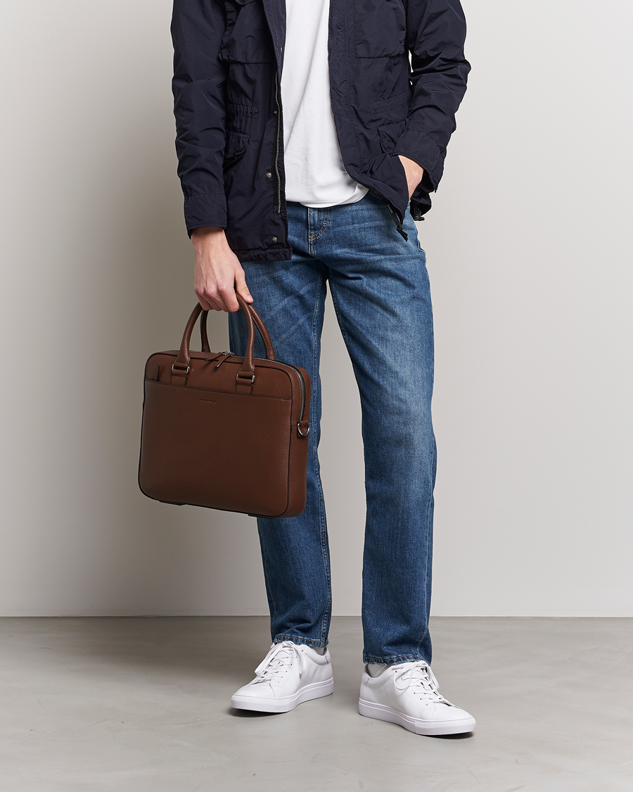 Herre | The Classics of Tomorrow | Tiger of Sweden | Bosun Grained Leather Briefcase Brown