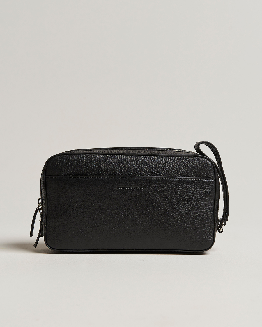 Herre | Vesker | Tiger of Sweden | Wes Grained Leather Toilet Bag Black