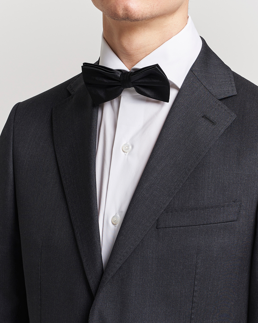 Herr | Flugor | Amanda Christensen | Pre Tie Silk Ceremony Black