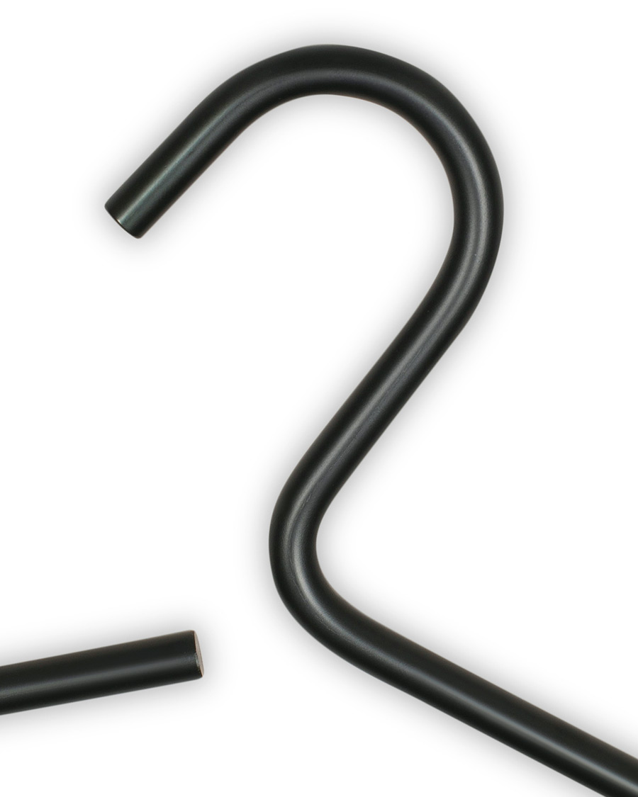 Herre | Steamery Set-Of-3 Easy Steaming Hanger Matte Black | Steamery | Set-Of-3 Easy Steaming Hanger Matte Black