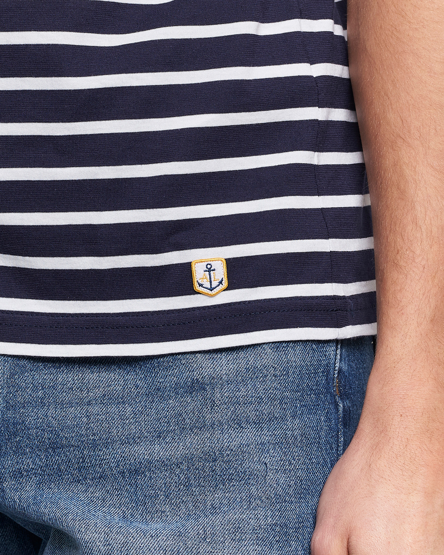 Herre | T-Shirts | Armor-lux | Hoëdic Boatneck Héritage Stripe T-shirt Navy/White