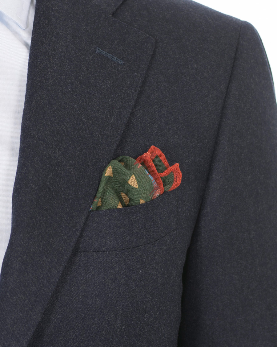 Herre | Drake's Wool/Silk Printed Amarillo Pocket Square Brown | Drake's | Wool/Silk Printed Amarillo Pocket Square Brown
