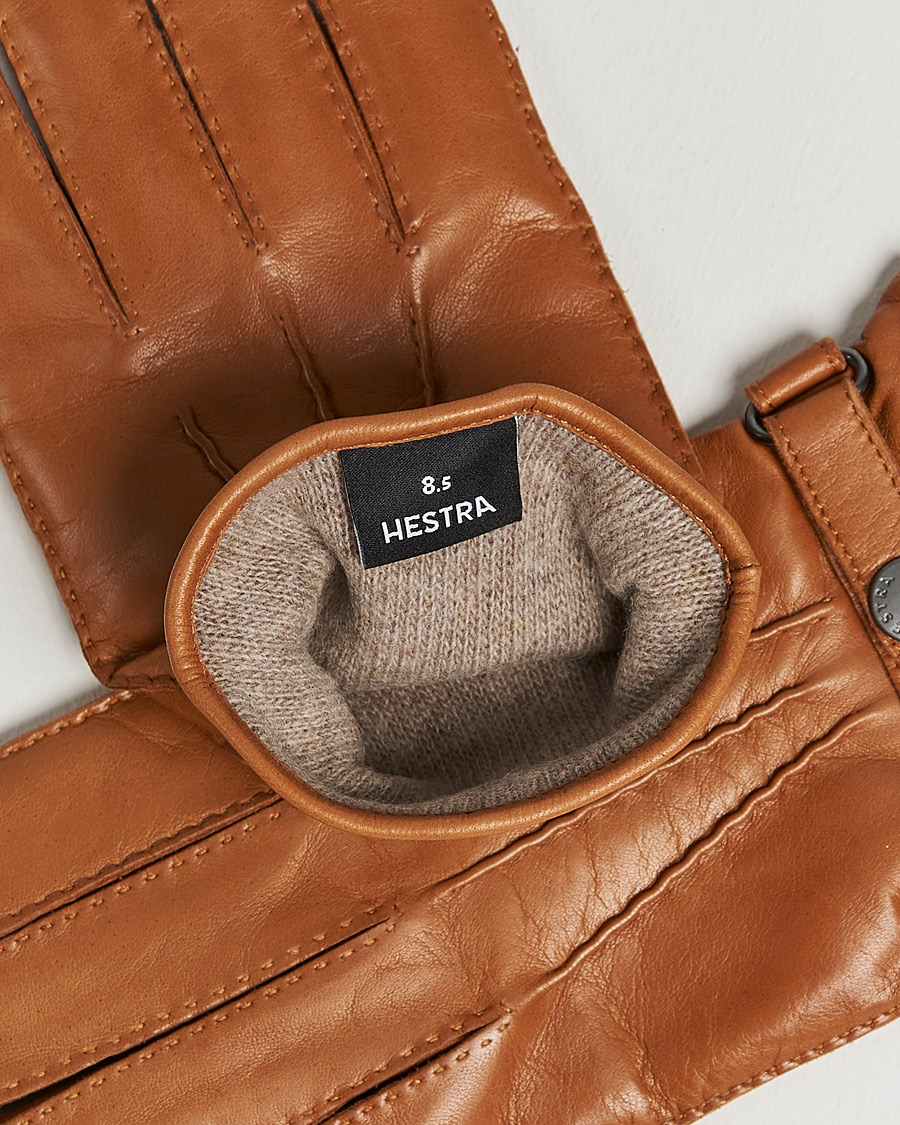 Herre | Business & Beyond | Hestra | Jake Wool Lined Buckle Glove Cognac