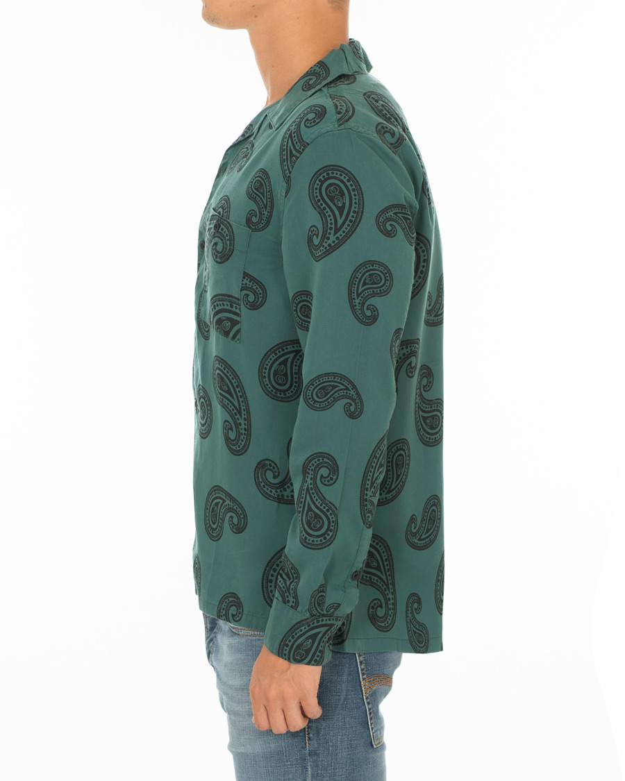 Herre | Skjorter | Nudie Jeans | Vidar Paisley Shirt Kattegat